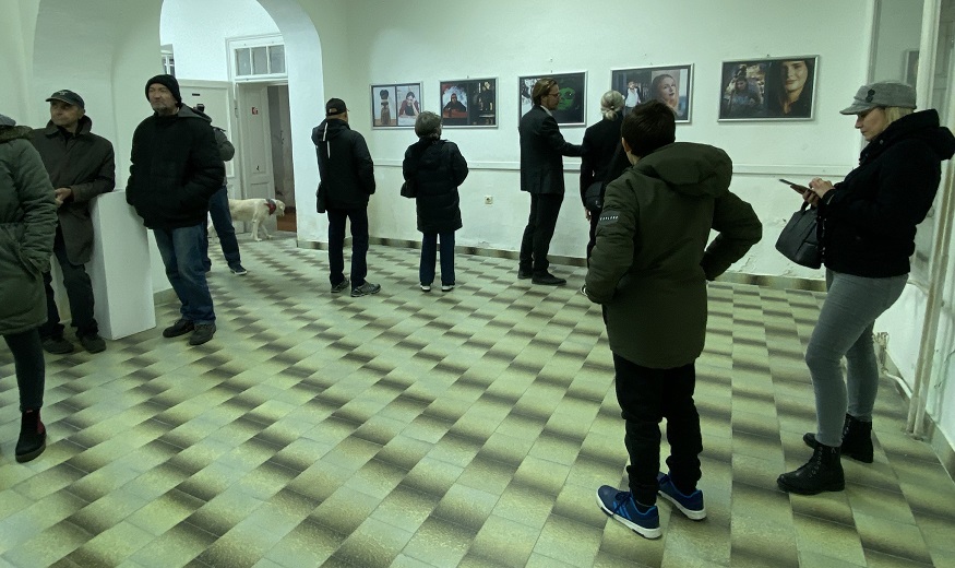 Otvorena izložba fotografija Andrije Ratkovića u Domu vojske u Vršcu